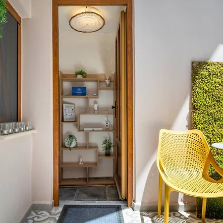 Smyrni Ferienhaus *